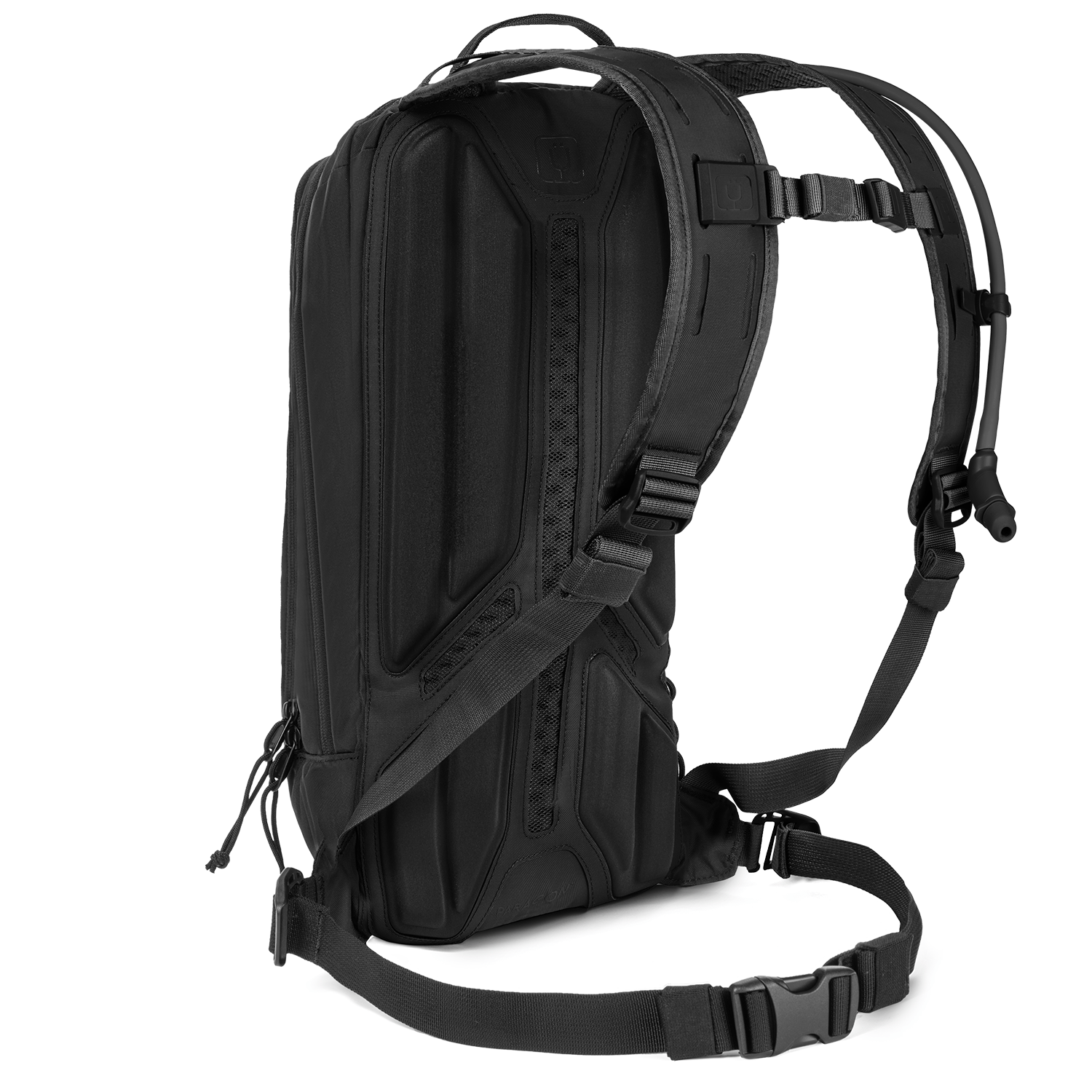 paragon-hydration-pack-u7 Paragon_Black_Quarter.png