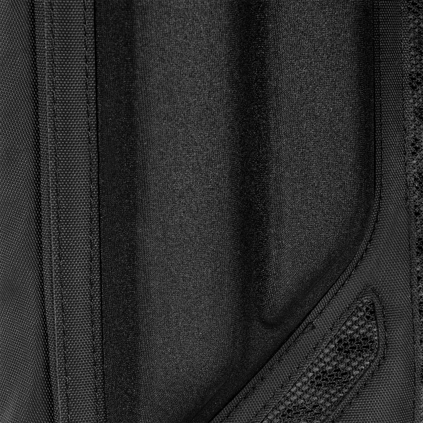 paragon-hydration-pack-u7 Paragon_Black_Texture.png