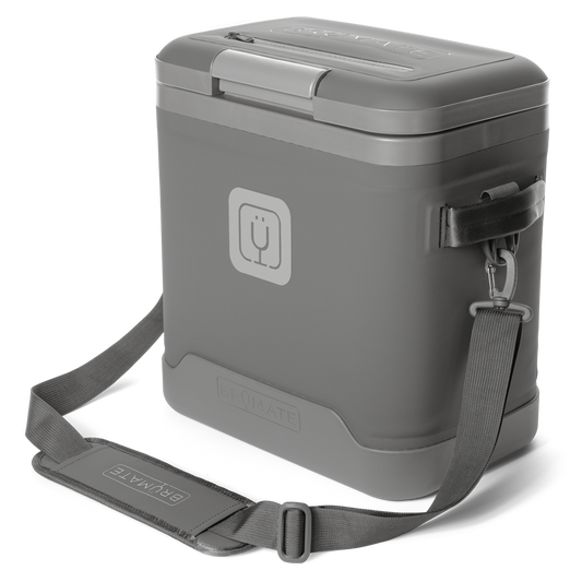 magpack-18-can-m4 magpack_18_graphite_front_strap.png